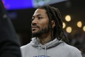 杨毅:罗斯是NBA长得最漂亮的运动员 他眼睛特别深邃&比欧文好看